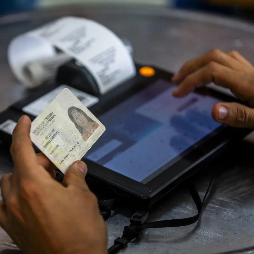 En el exterior habrá 253 puestos en 67 países habilitados para que los colombianos puedan votar. Foto: Julio César Herrera Echeverri.
