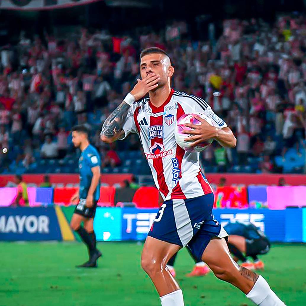 En la imagen aparece el antioqueño Steven Andrés Rodríguez, quien le marcó al Pereira para darle el liderato al Junior. <span class="mln_uppercase_mln">FOTO</span><b><span class="mln_uppercase_mln"> Colprensa</span></b>