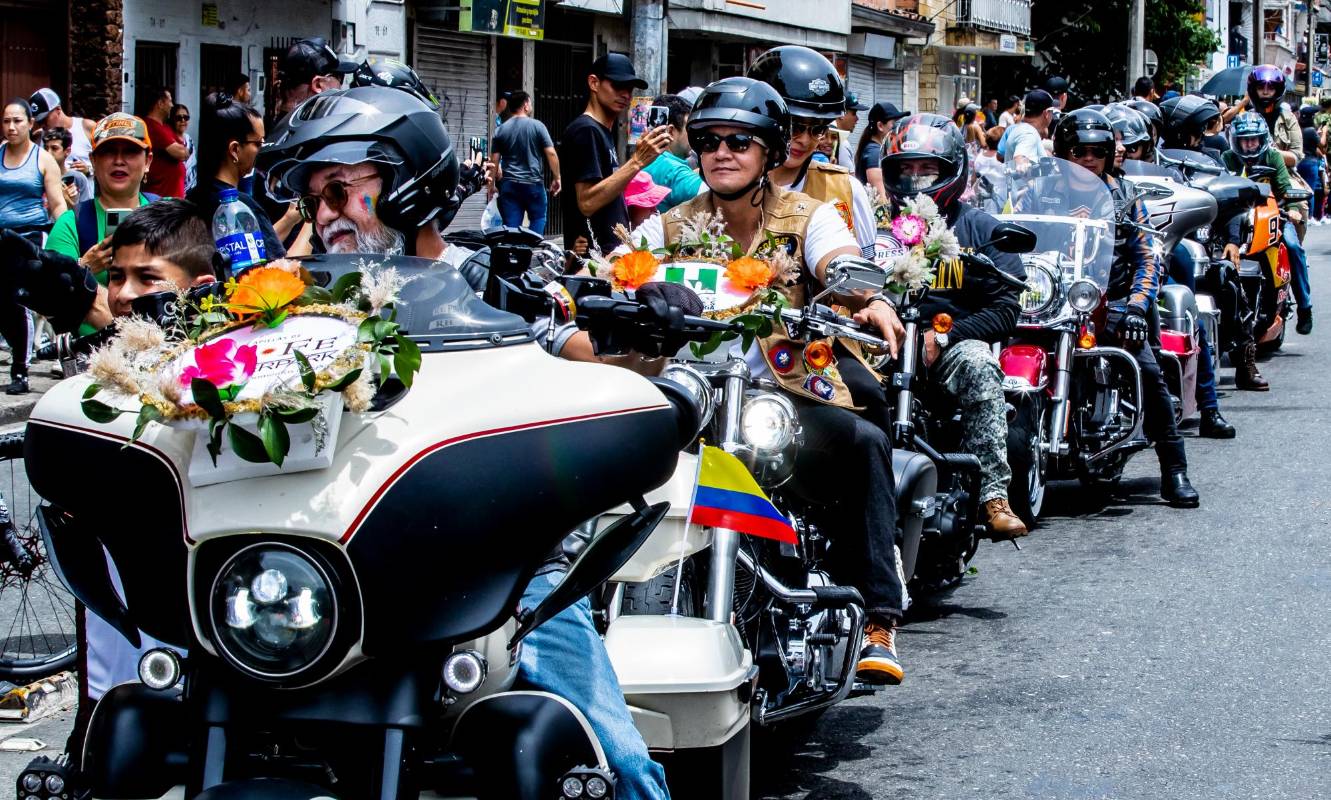 Desfilaron por una causa: apoyar a los soldados que dan la vida por la seguridad del país. FOTO: Jaime Pérez