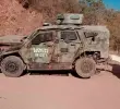Así quedó el vehículo blindado en el que murieron los ocho militares mexicanos, al explotar la mina terrestre en Michoacán, México. FOTO: CORTESÍA.