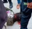 Un video en el que se ve un hombre inmobilizado por las autoridades ha circulado. IMAGEN TOMADA DE VIDEO