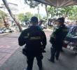 La Policía tuvo que realizar intervenciones en distintos puntos de la ciudad para controlar los altercados que se ocasionaron en las celebraciones del Día del Amor y la Amistad en el Valle de Aburrá. FOTO: MAURICIO PALACIO
