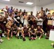 Con una fecha de anticipación, Tolima logró su quinta final de Liga colombiana en cinco años. En la foto, los jugadores con los balones en respuesta a las declaraciones de Leonel Álvarez. FOTO @Futbolfpc