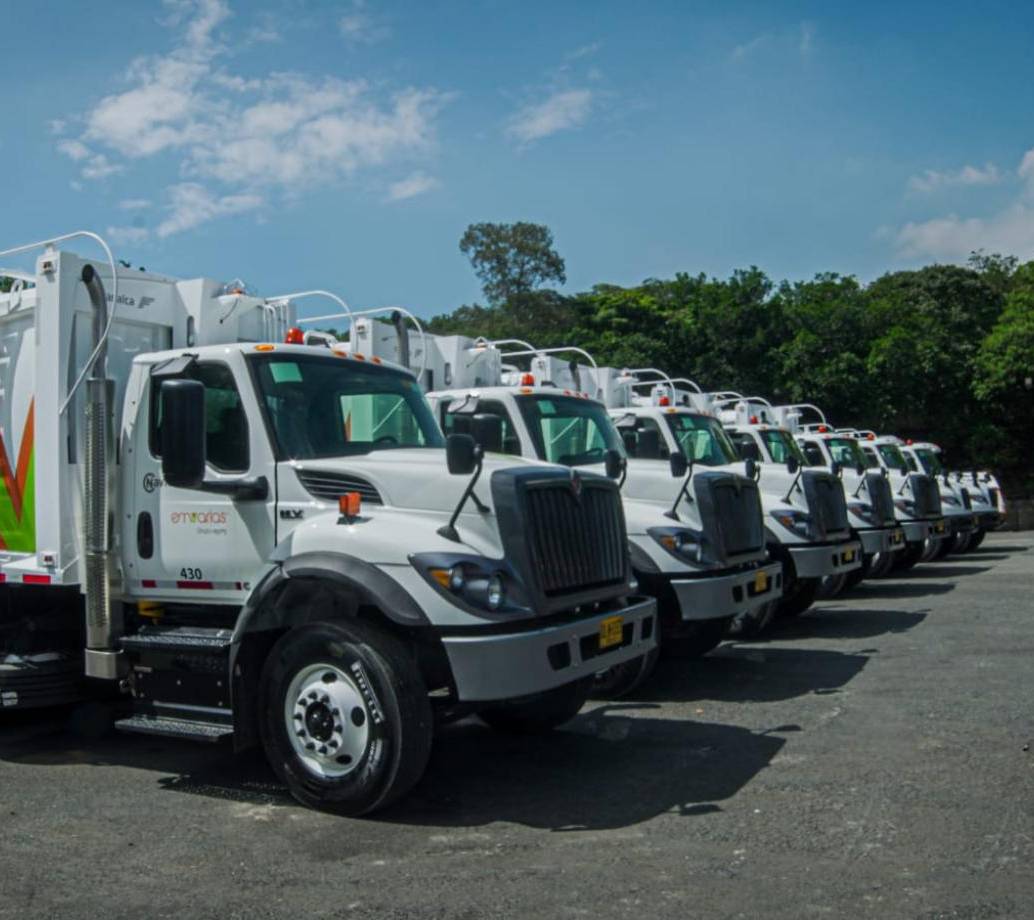 Así son los nuevos camiones que recolectarán las basuras en los municipios y corregimientos de Medellín. FOTO Cortesía Emvarias. 