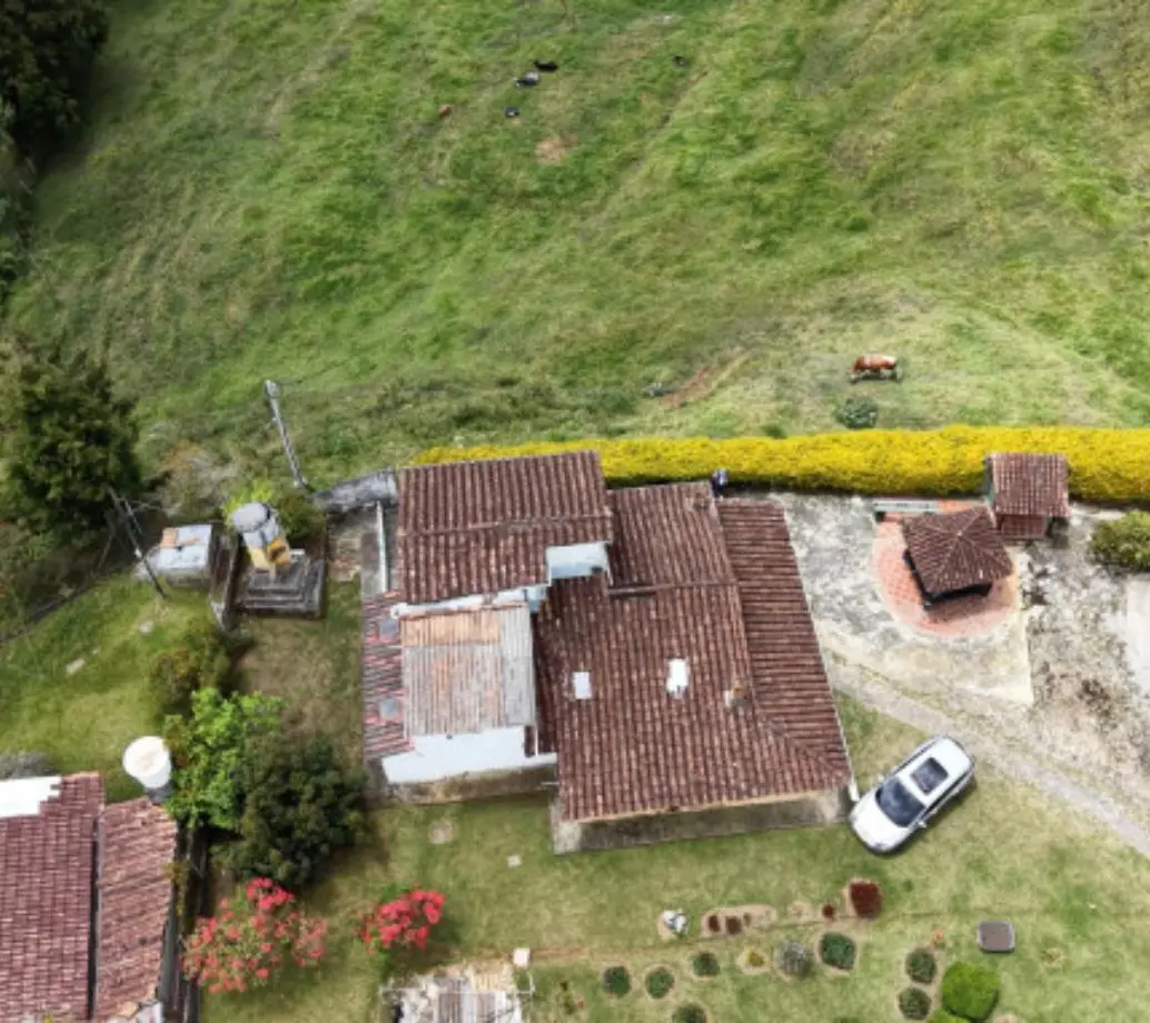 Uno de los inmuebles, ubicado en Guarne, se destinará para la creación de un refugio para animales en condición de abandono. FOTO SAE.