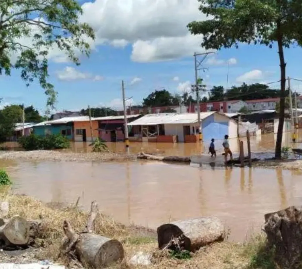 Lo que dificulta aún más la tarea de inspección y levantamiento, es el estado actual de las vías producto de las fuertes lluvias en el departamento. FOTO Referencia de redes sociales.