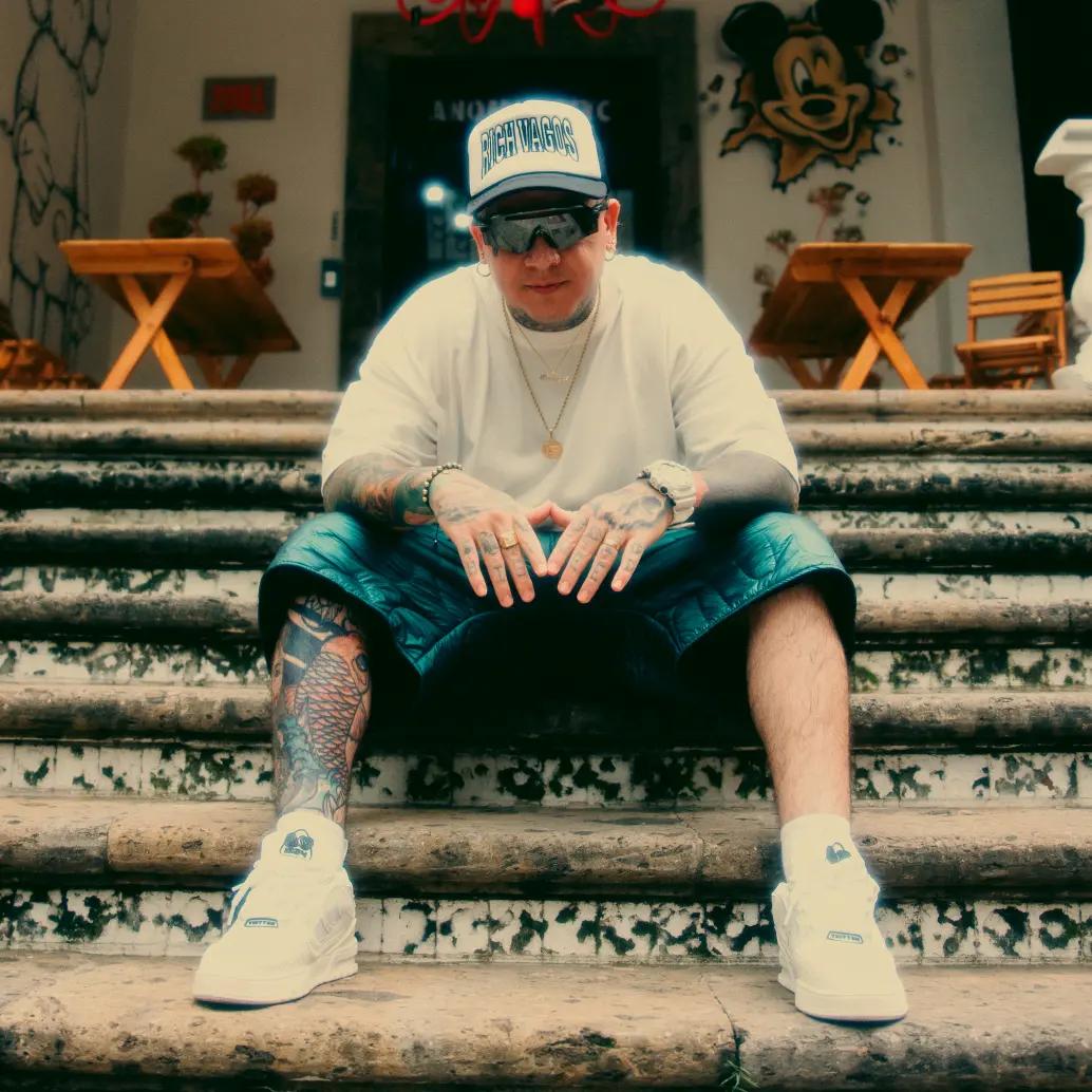 En septiembre Teo LB lanzó La Banda, un disco que incluye colaboraciones con Isaac S.A, Laberinto ELC, Afaz Natural, Reykon, Alias Ramírez, entre otros. Foto cortesía. 