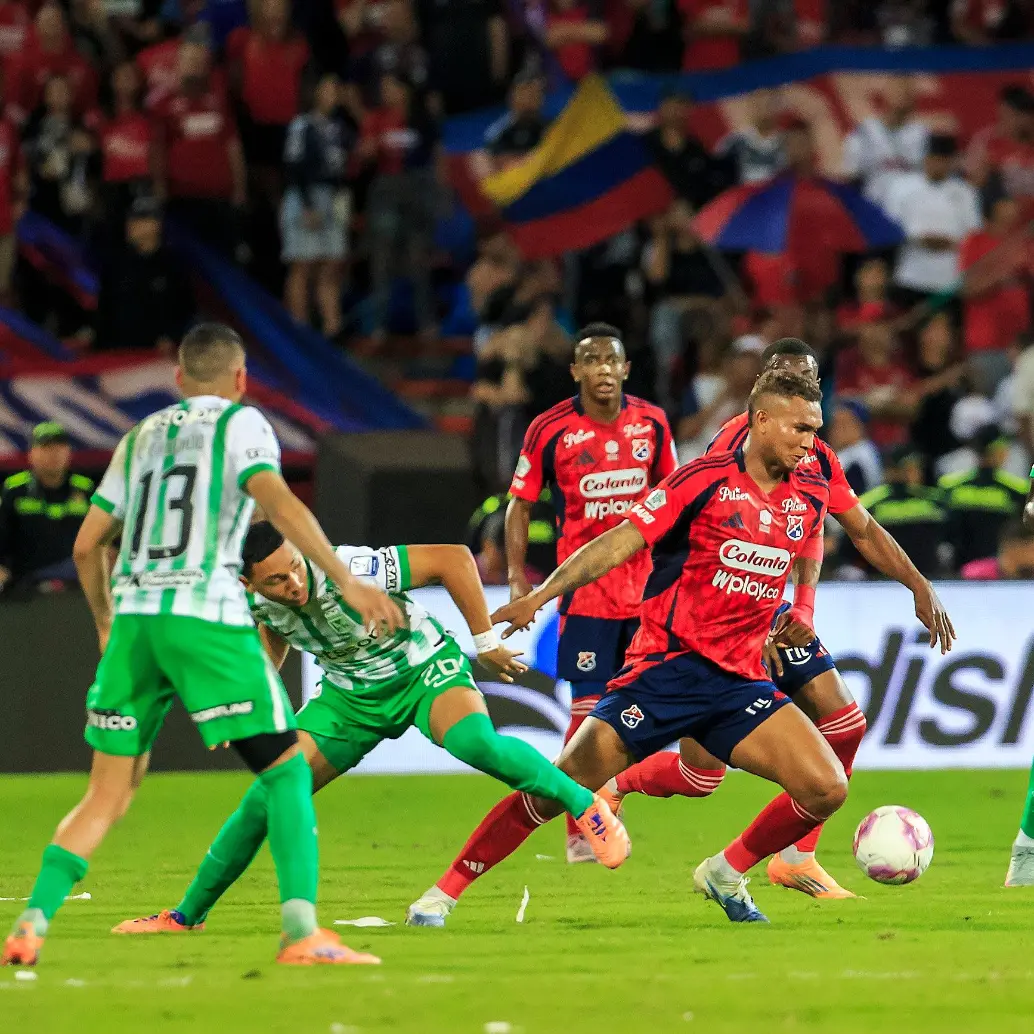 Nacional y Medellín se enfrentarán cuatro veces en un mes, dos en la final de Copa y dos en cuadrangulares de Liga. Este domingo será el primer duelo entre ambos. FOTO: Camilo Suárez Echeverry