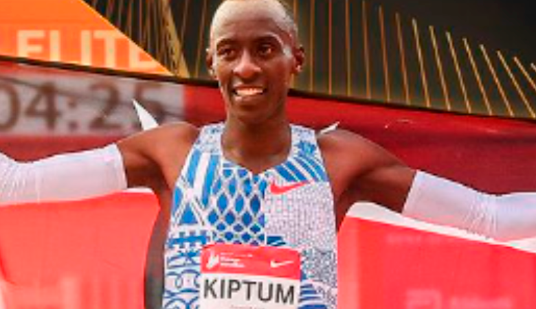 Así quedó el vehículo del atleta Kelvin Kiptum, el récord mundial de maratón, tras accidente en el que murió