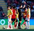 Este es el momento en el que Néiser Villarreal recibe tarjeta amarilla y por ello, se pierde el duelo de semifinal del Mundial Sub 20. FOTO TOMADA X@FIFAWorldCup