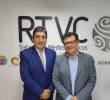El gerente general de RTVC, Hollman Morris, y el subgerente de Radio, Luis Alfredo Hernández. Foto: RTVC