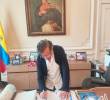 Gustavo Petro firmó el decreto para convocar una consulta popular. FOTO PRESIDENCIA.