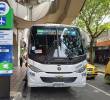 Uno de los buses que llega hasta el aeropuerto José María Córdova de Rionegro. Foto: Susana Cogua Pérez.