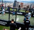 Alexander 00 y otras figuras del fútbol callejero colombiano hicieron parte del histórico encuentro disputado en lo más alto de la Torre Colpatria. FOTO CORTESÍA