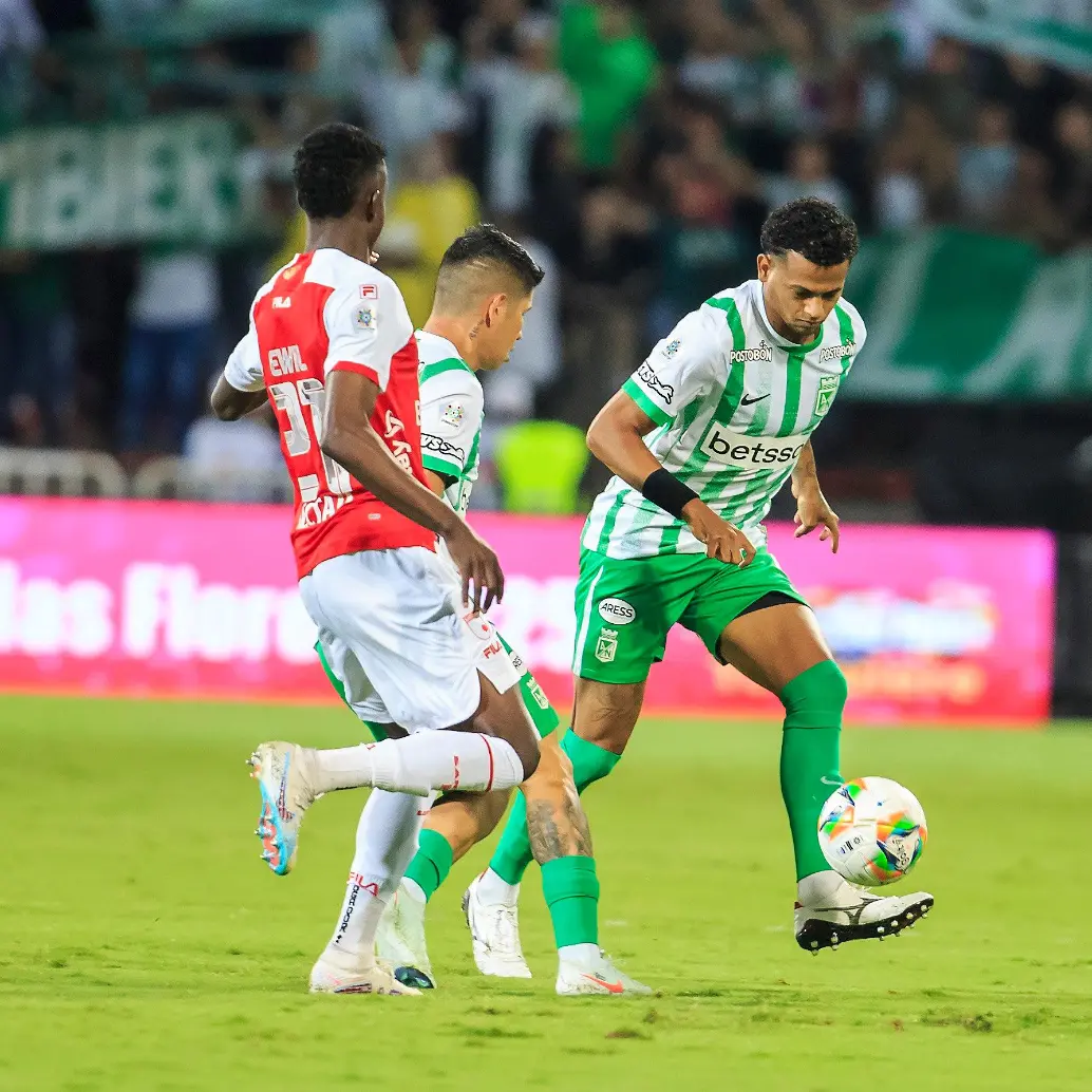 El defensor atlanticense César Haydar, quien llegó a Atlético Nacional, llegó al cuadro verde a mediados del 2024. Foto: 