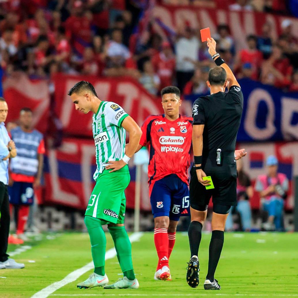 Un total de 49 expulsiones ha tenido el segundo semestre de los dos torneos DIMAYOR. Foto: Camilo Suárez. 