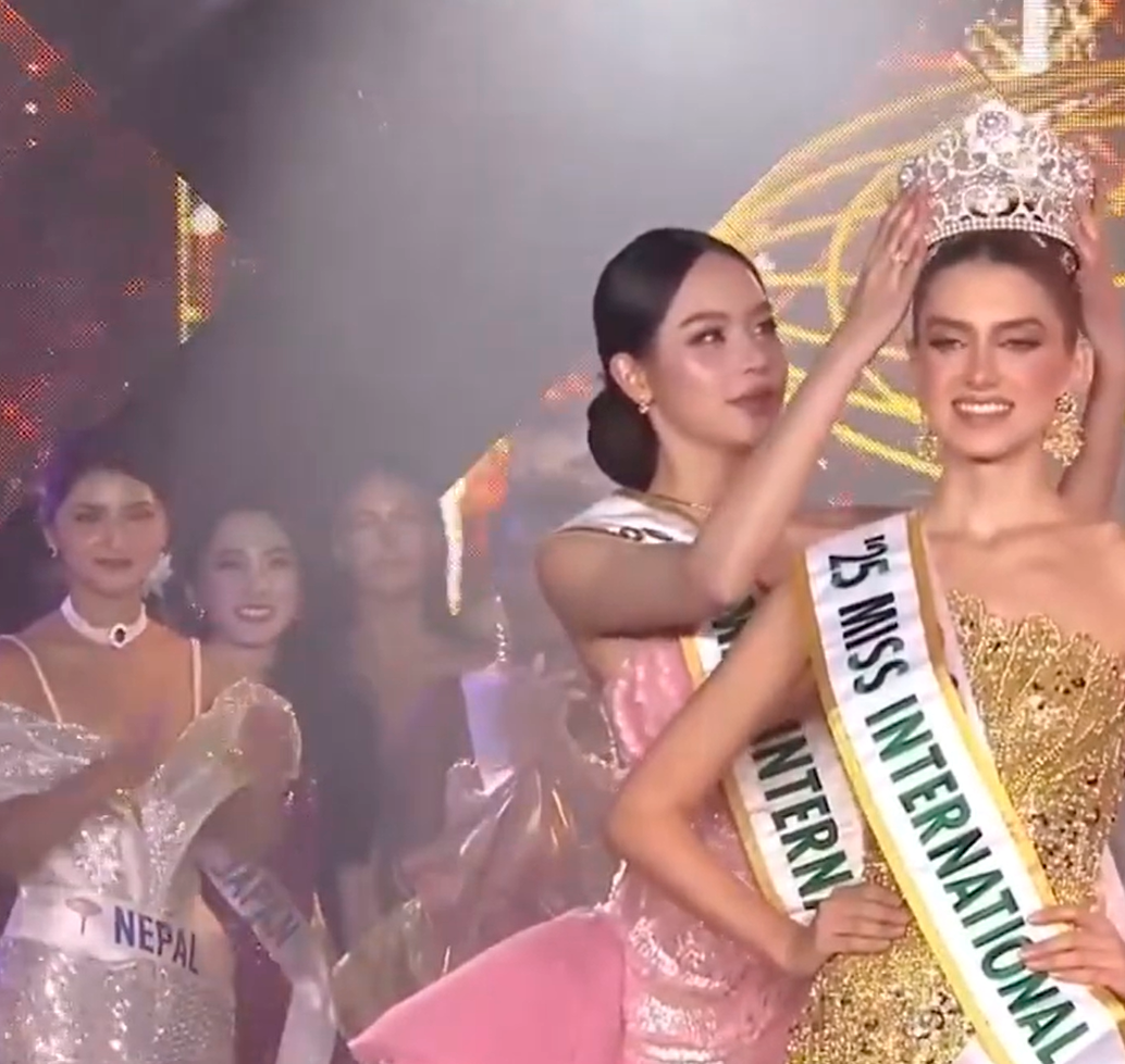 La paisa Catalina Duque fue coronada como Miss Internacional. FOTO Captura de pantalla