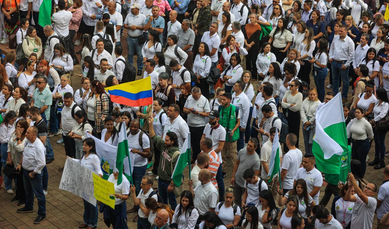 La protesta fue acompañada desde otros municipios del departamento, como Rionegro y El Retiro. Foto: MANUEL SALDARRIAGA QUINTERO.