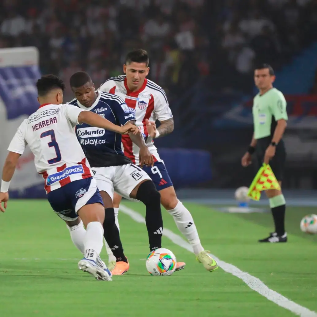 El DIM cayó frente al Junior por la primera fecha de cuadrangulares semifinales en Barranquilla. Foto: Colprensa. 