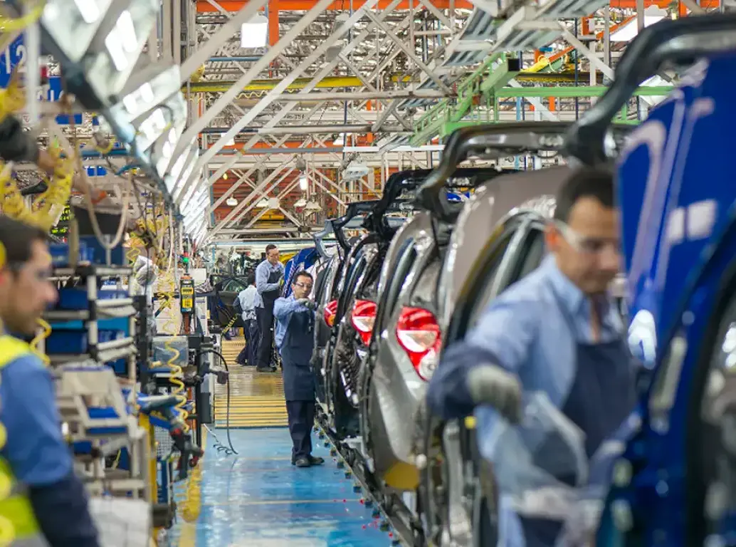 Entre enero y noviembre, el país matriculó 224.070 vehículos y 88.977 motos solo en noviembre, impulsando la recuperación del sector. FOTO: Cortesía