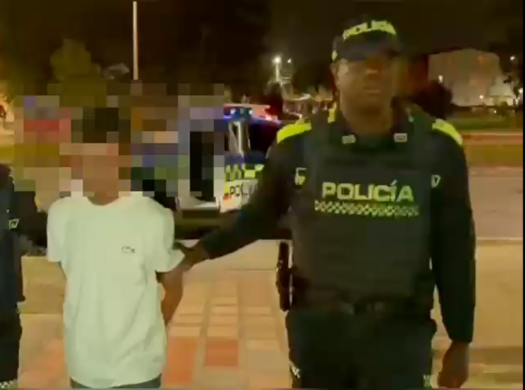 Uno de los más de 1.000 capturados en el municipio de Rionegro, Oriente de Antioquia. FOTO captura de video Alcaldía de Rionegro.