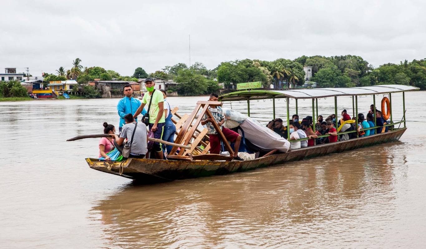 El director de Migración Colombia, Juan Francisco Espinosa Palacios dice que la llegada de ciudadanos venezolanos en los últimos días al departamento de Arauca, nada tienen que ver con la implementación del Estatuto Temporal de Protección como algunos han asegurado. FOTO: JULIO CÉSAR HERRERA.