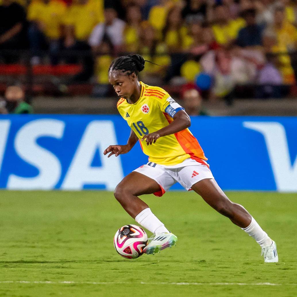 Linda Caicedo es la única jugadora colombiana nominada al once ideal del mundo según la Fifpro. FOTO: Juan Antonio Sánchez