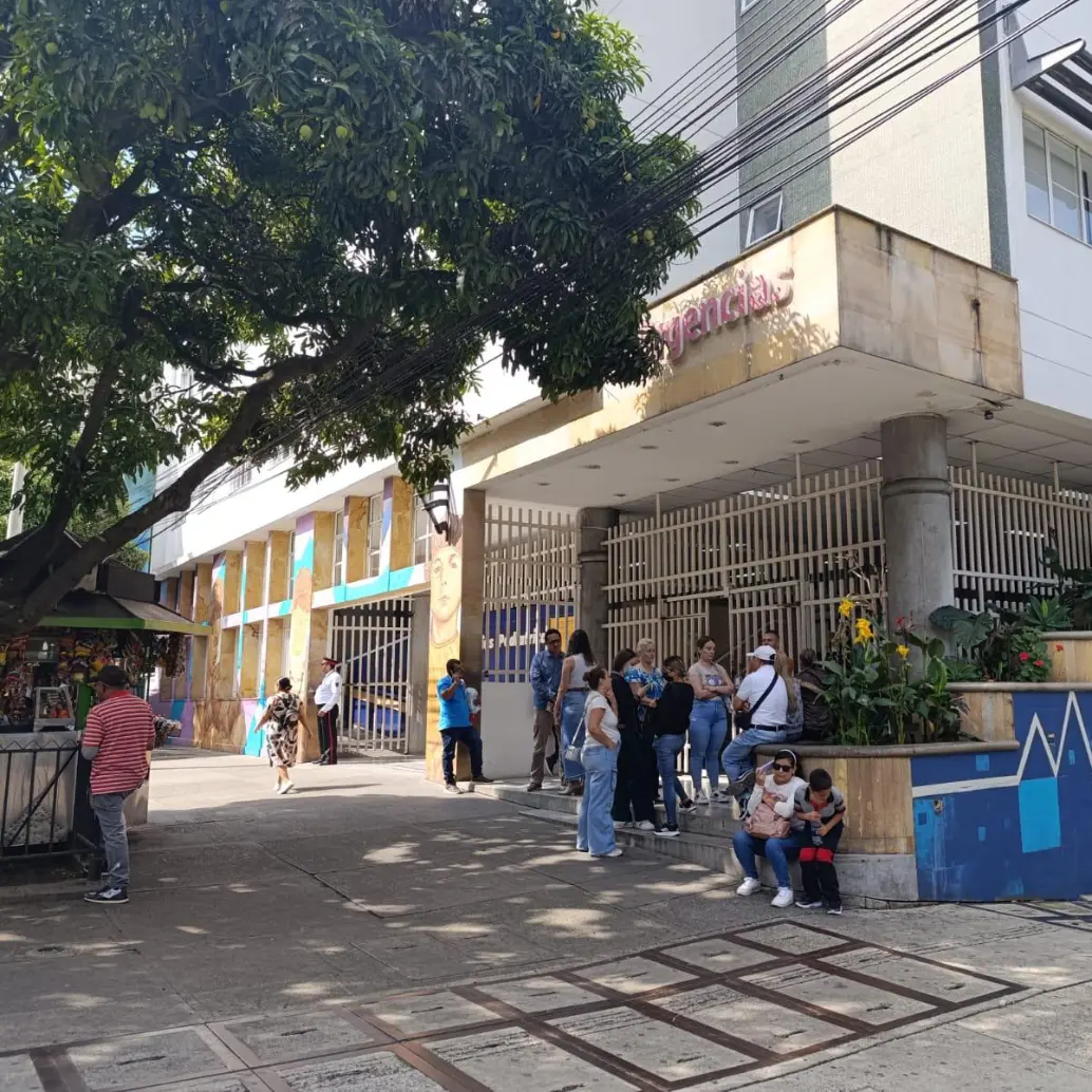 Imagen de referencia del Hospital Alma Mater antes Clinica Leon XIII en el Centro de Medellín. Foto: Alejandra Morales Rios . 