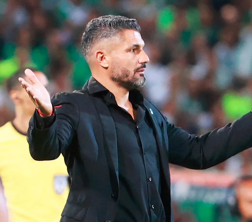 El técnico Javier Gandolfi fue claro en que no va a renunciar al equipo tras quedar eliminado en la Liga Betplay-1. FOTO MANUEL SALDARRIAGA