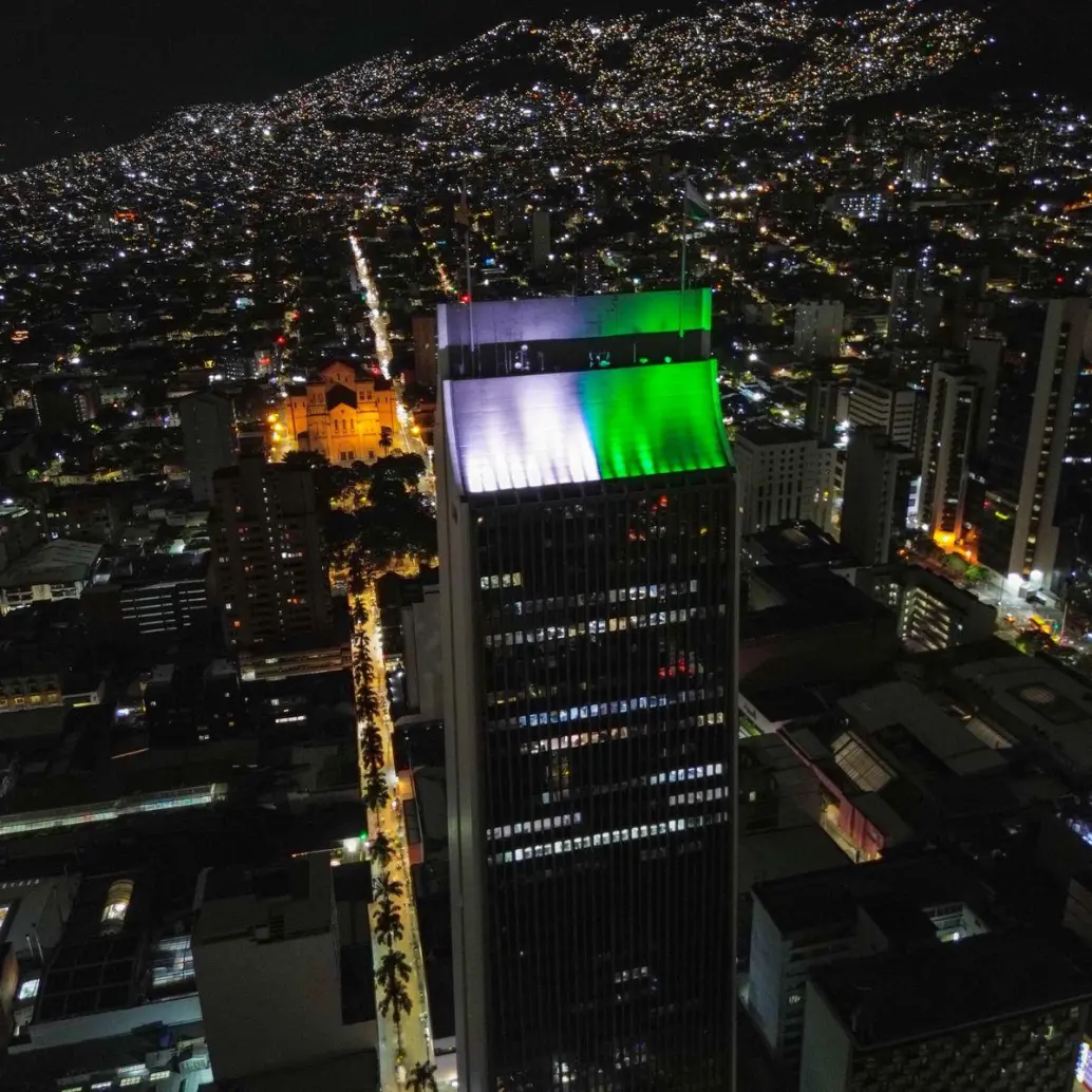 Así luce el edificio Coltejer, en el centro de la ciudad. FOTO: Gobernación de Antioquia