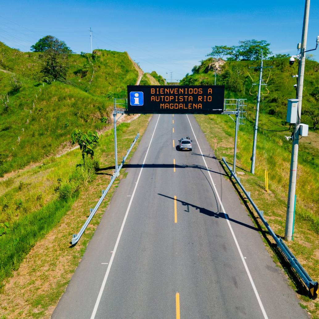 La implementación de sistemas inteligentes de transporte aporta a la seguridad en la vía. <b>Foto: Cortesía</b>