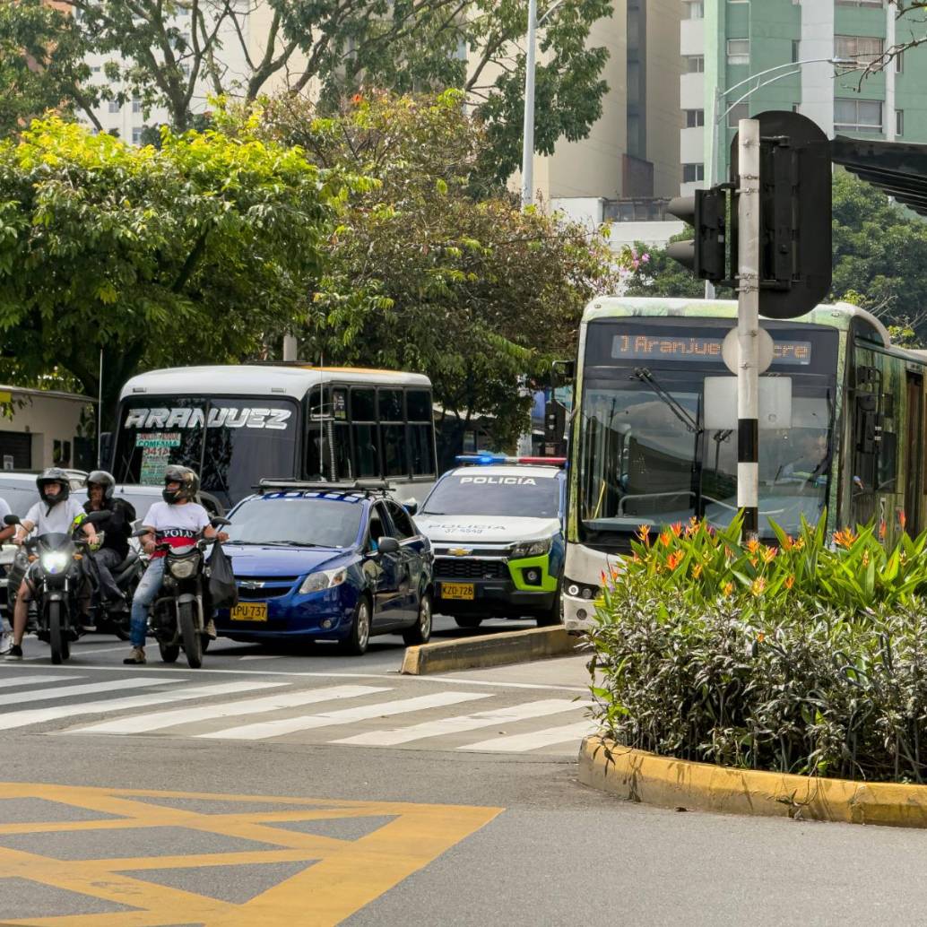 Para el transporte público colectivo metropolitano (buses y micros), el aumento en las rutas intermunicipales oscilará entre $300 y $550, dependiendo de la distancia. FOTO: Área Metropolitana