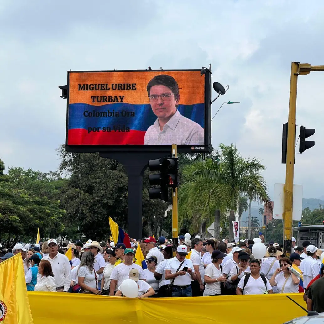 <span class="mln_uppercase_mln">Panorama</span><b><span class="mln_uppercase_mln"> en Cali, en el Parque de las Banderas. FOTO: CORTESÍA</span></b>