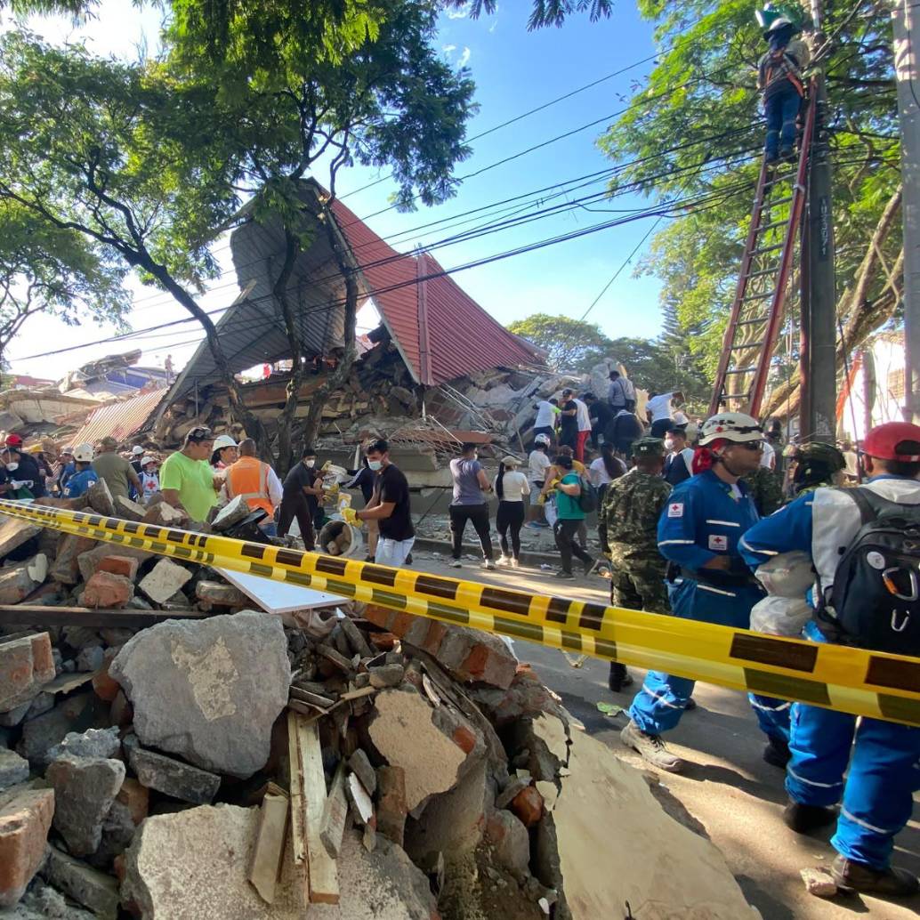 Este es uno de los edificios afectados por el terremoto en el sur de Cali. Foto: Andrés Carmona - El Colombiano