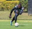 Harlen Castillo aprovecha muy bien cualidades como la potencia en las piernas para llegar a balones que parecen imposibles, y también su buena intuición a la hora de atajar penaltis. FOTO<b><span class=mln_uppercase_mln> juan antonio sánchez </span></b>