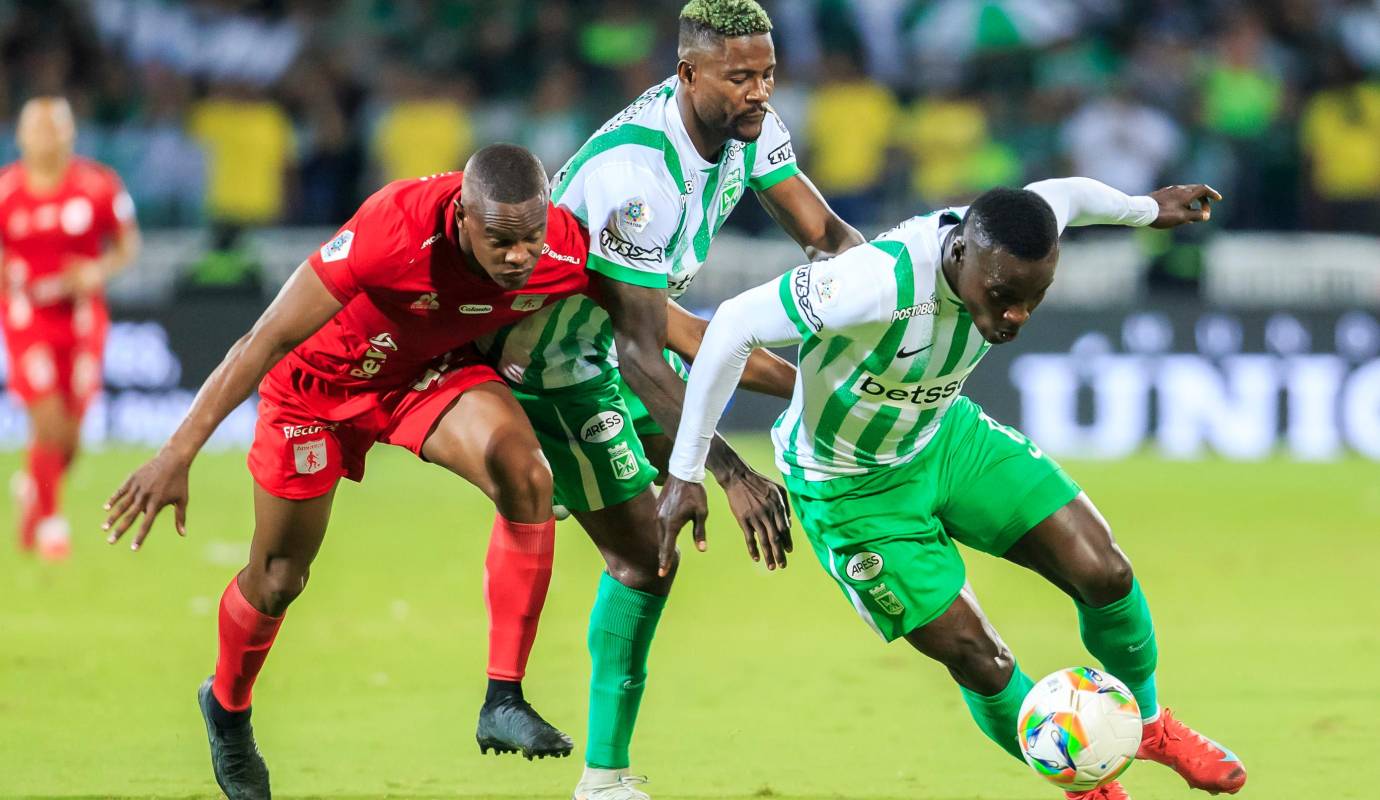 El partido, correspondiente a la fecha 8 del torneo, fue una nueva edición del que muchos consideran el clásico más importante del fútbol colombiano. Foto: Camilo Suárez Echeverry