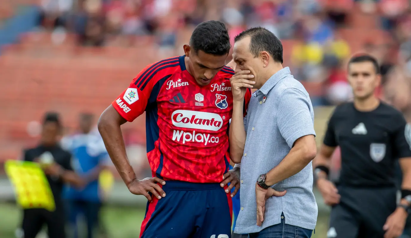 Durante el compromiso se sintió un ambiente tenso por parte de los hinchas, que aún no pasan el trago amargo de lo sucedido en la final y piden cambios en el equipo. Foto: Juan Antonio Sánchez