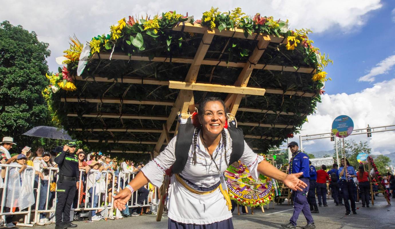 Carolina Atehortúa ganó por segundo año consecutivo en la categoría Emblemática, dedico este triunfo a su padre que falleció hace 2 meses. Foto: Esneyder Gutiérrez 