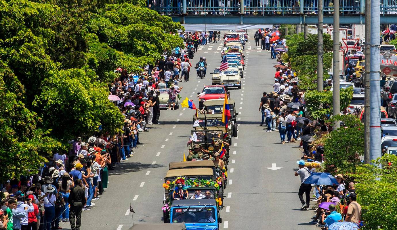 La Universidad Pontificia Bolivariana fue la anfitriona por primera vez de la salida del tradicional desfile, uno de los eventos más emblemáticos de la Feria de las Flores Foto: Camilo Suárez
