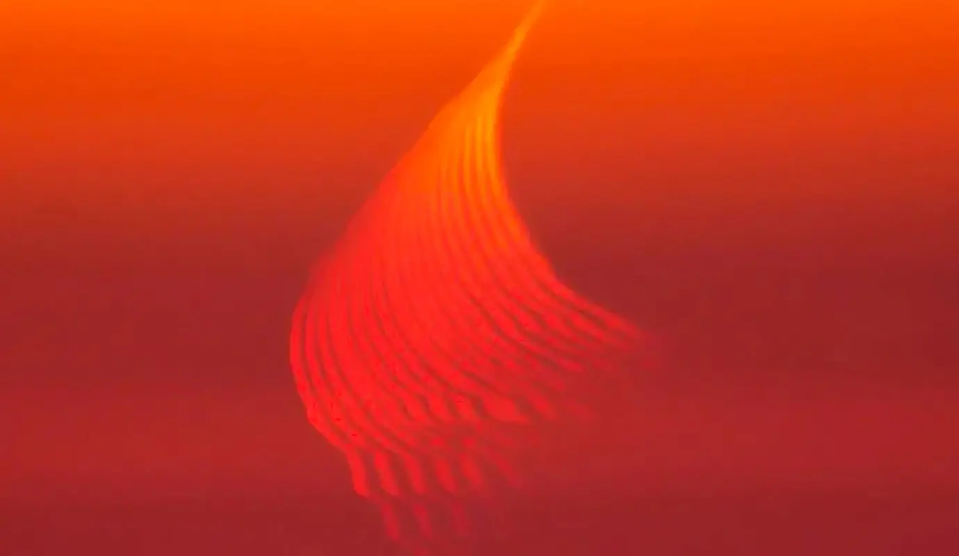 El ganador de la categoría Nuestra Luna fue para Marcella Giulia Pace, con su foto titulada: La huella de la refracción. Foto: Marcella Giulia Pace