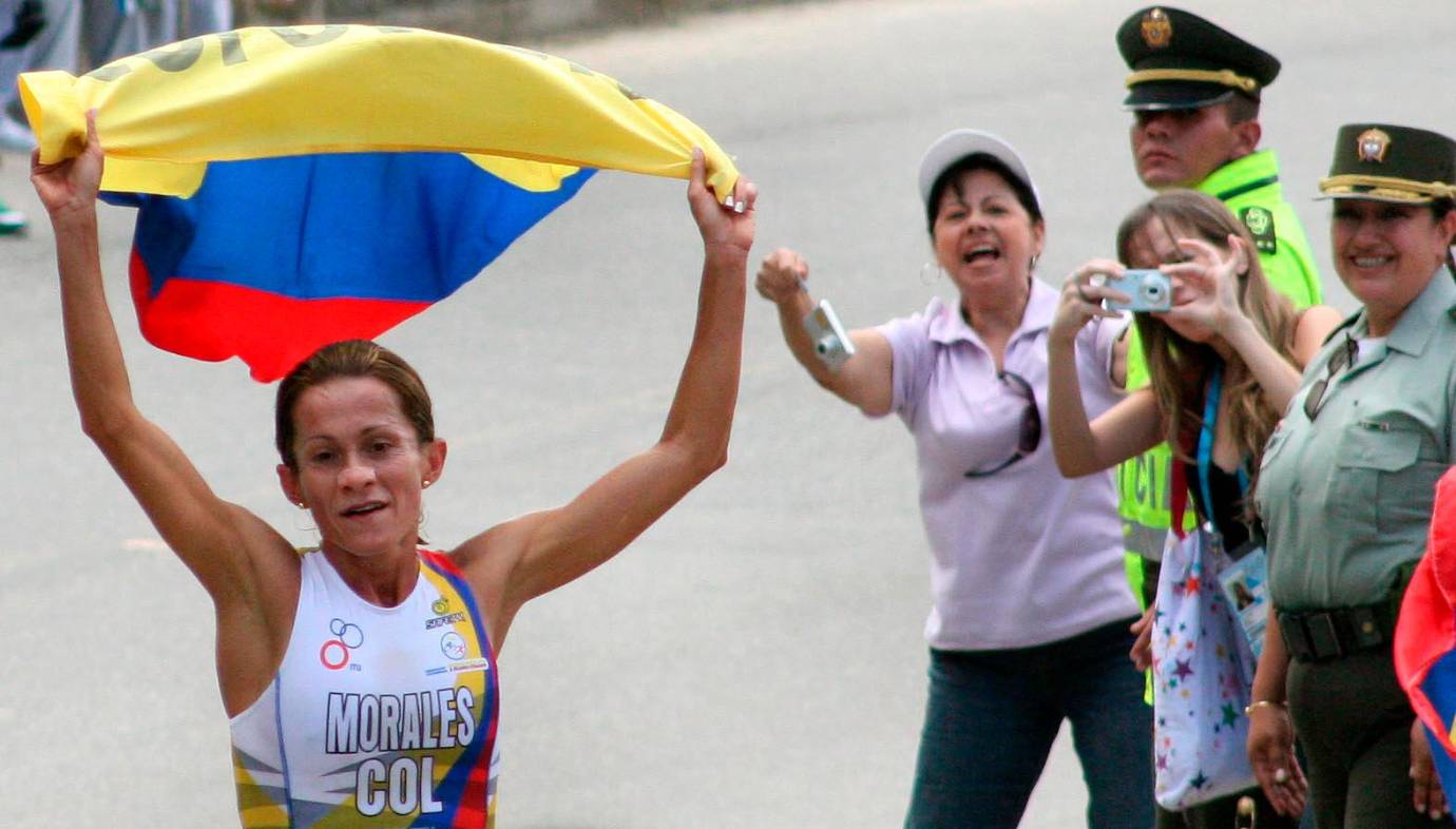 Carmenza Morales competidora en el deporte del triatlón, medallista y casada con el también deportista Ricardo Cardeño. Foto : Manuel Saldarriaga