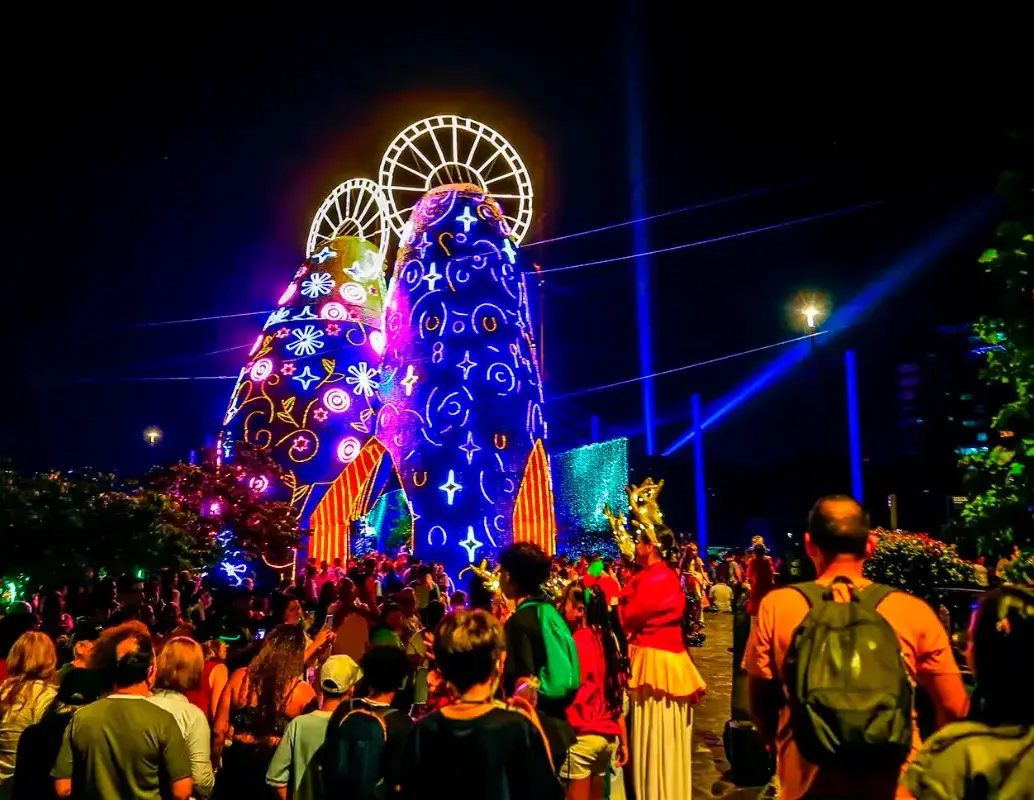 25.000 figuras adornan los alumbrados en Medellín. FOTO: Camilo Suárez
