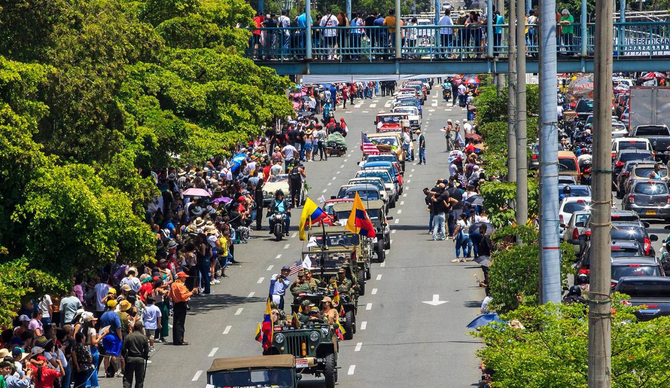 Cada auto es una pieza de arte en movimiento, testimonio del ingenio y la creatividad que han marcado el desarrollo de la industria automotriz a lo largo de los años. Foto: Camilo Suárez