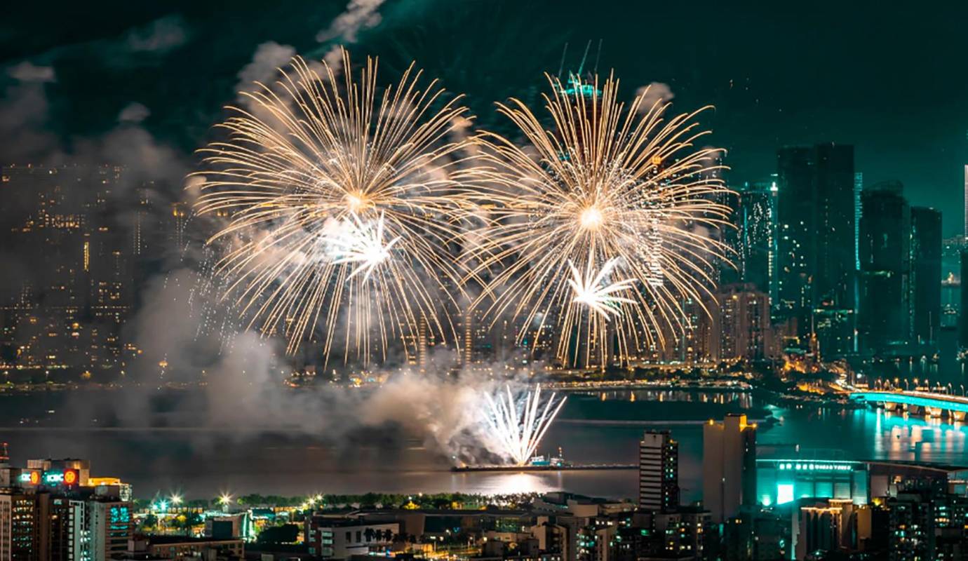 Este evento, que se celebra anualmente, ha convertido a la ciudad de Macao, en un referente mundial de los espectáculos pirotécnicos, atrayendo a las mejores compañías de todo el planeta. Fotos GETTY