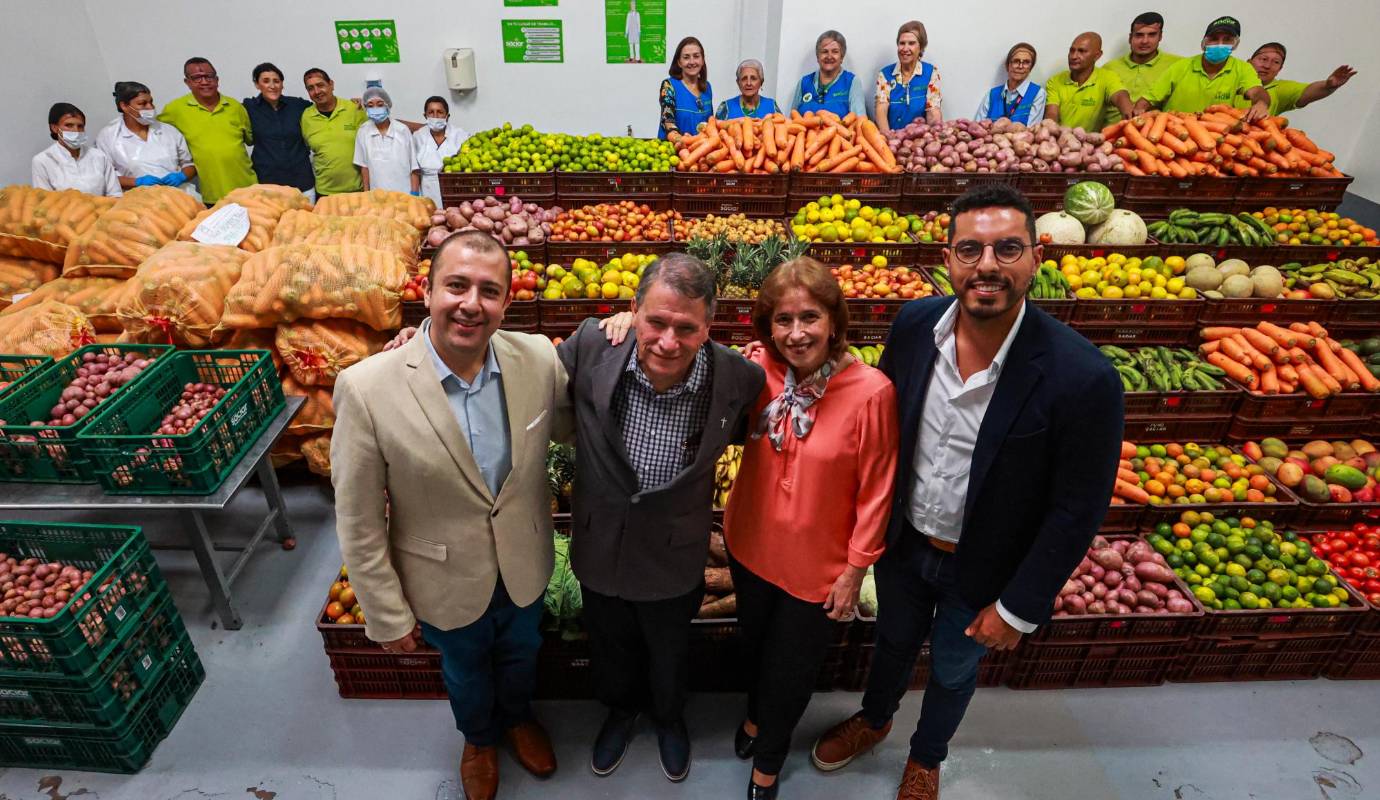 788 benefactores entre minoristas, productores agrícolas, industrias, centrales de abasto y diversos comerciantes se contactan con Saciar para avisarles que tienen productos disponibles para ser recuperados. Foto: Manuel Saldarriaga Quintero.
