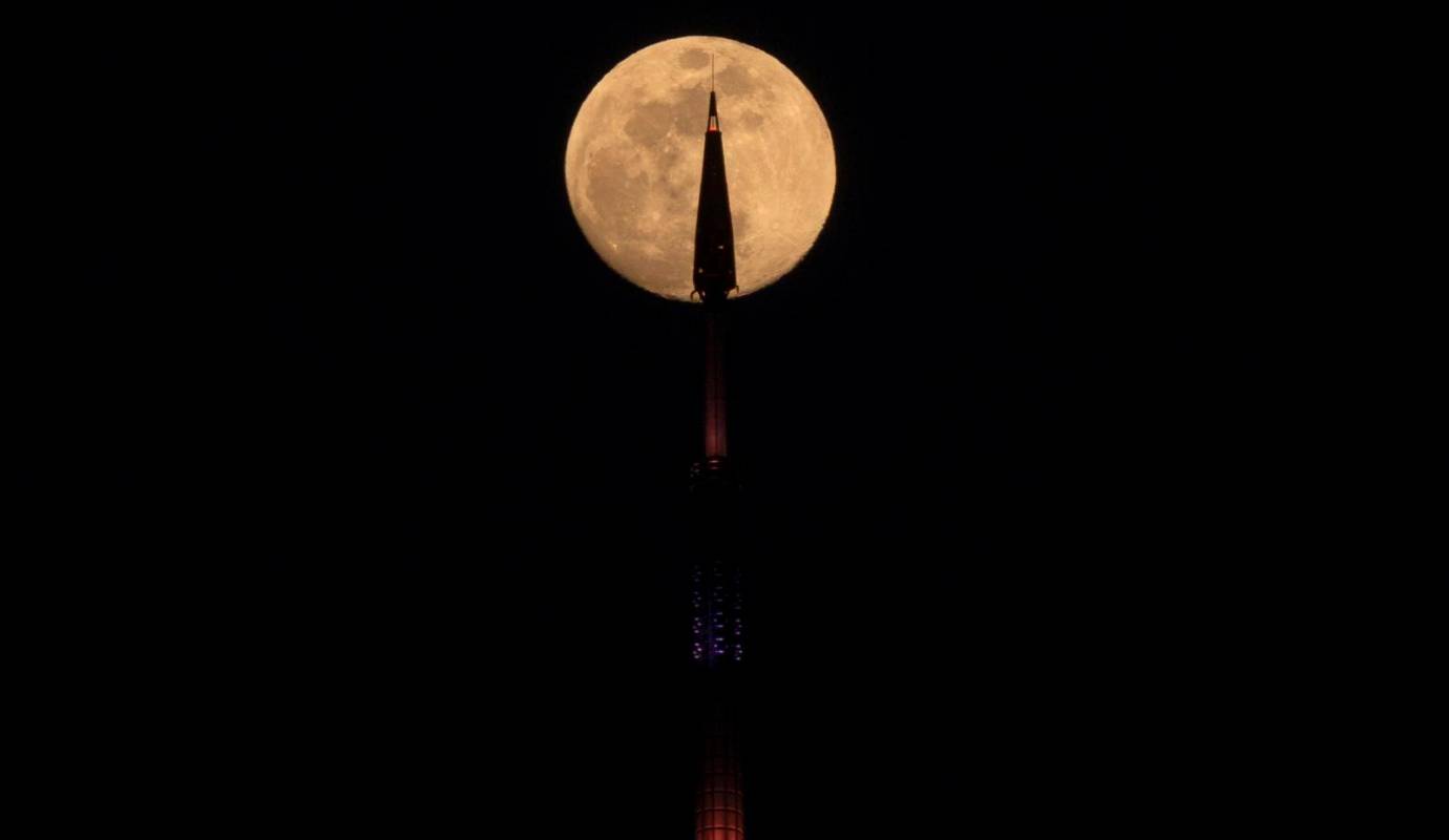 Este eclipse lunar total fue visible en gran parte de América del Norte, América del Sur y algunas regiones de Europa y África. En América Latina, el eclipse fue observable en su totalidad en países ya mencionados como México, Colombia y Argentina. Foto: Getty