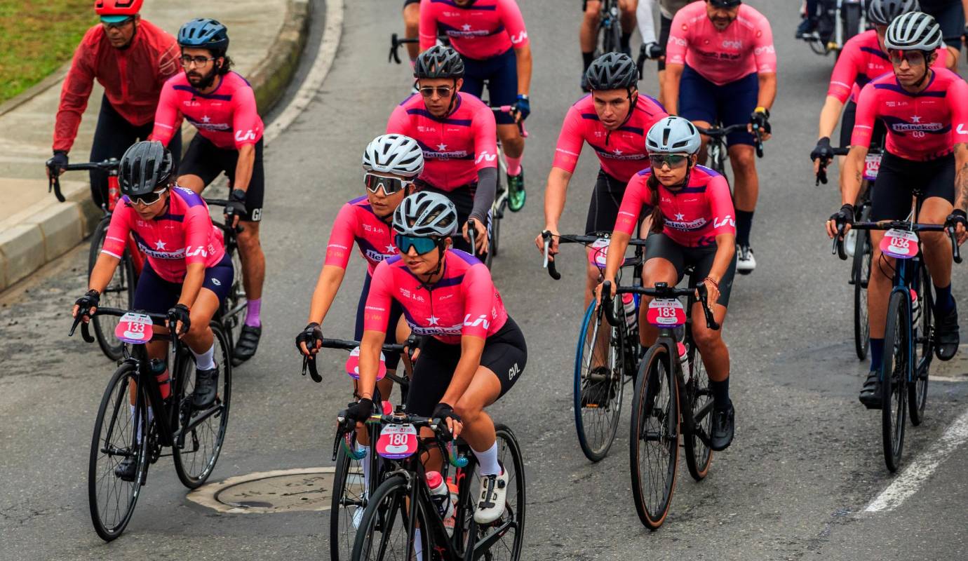 Un evento social en donde la única competencia es detectar a tiempo el cáncer de mama y lograr mejores resultados en el tratamiento. Foto: Camilo Suárez Echeverry