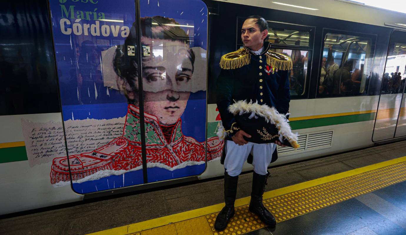 Medellín rinde homenaje al prócer antioqueño José María Córdova, en conmemoración de los 200 años de la batalla de Ayacucho, una de las gestas más importantes de la independencia latinoamericana. Foto: Manuel Saldarriaga Quintero