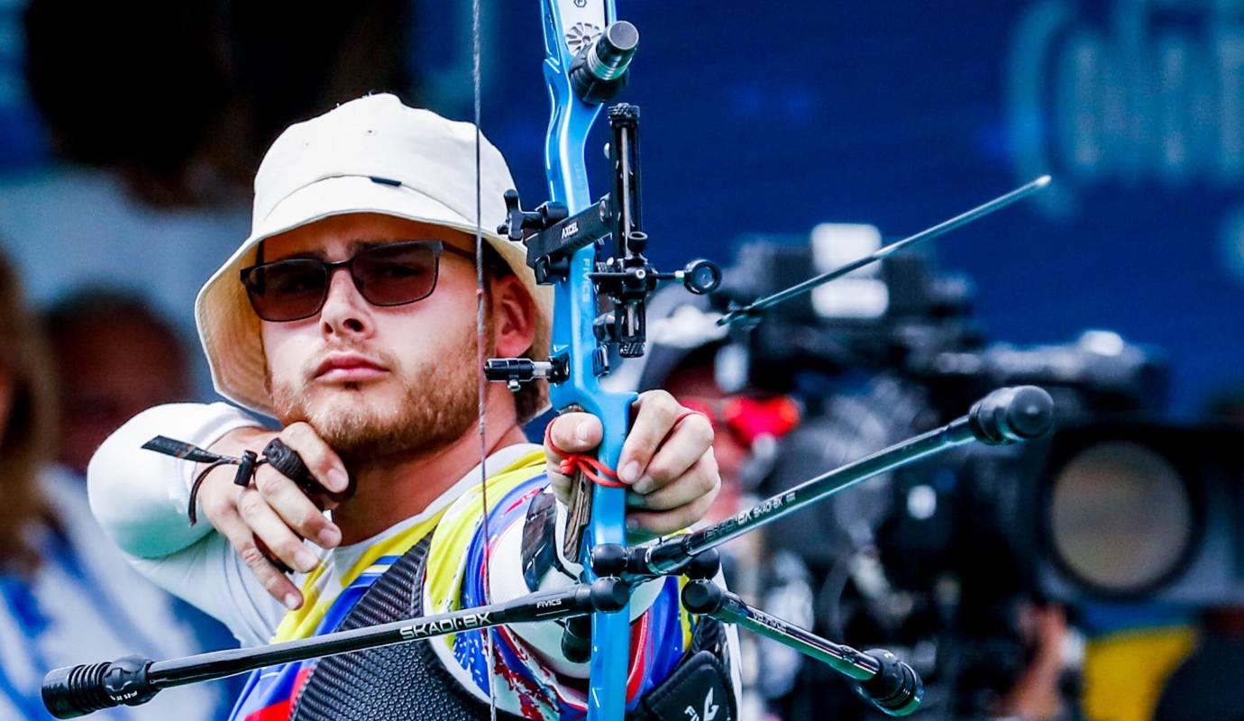 El paisa Santiago Arcila, de tiro con arco, alcanzó su cupo para las justas en Francia, tras coronarse campeón del Panamericano de Tiro con Arco que se disputa en Medellín. Foto: Jaime Pérez