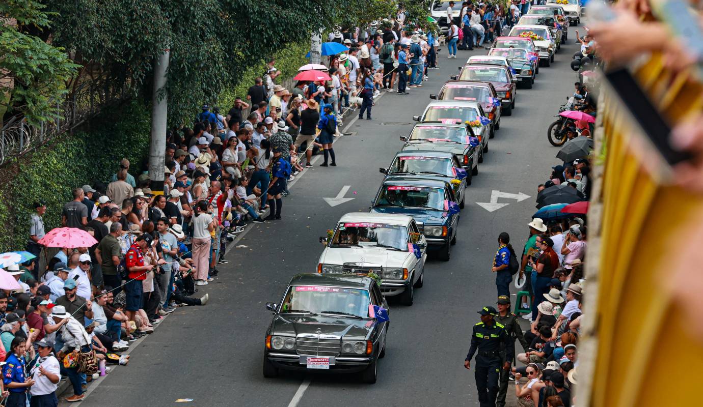 Muchos de los vehículos en desfile son aquellos en los que miles de personas aprendieron a manejar, vivieron sus primeros viajes por carretera o crearon recuerdos inolvidables con sus seres queridos. Foto: Manuel Saldarriaga Quintero.